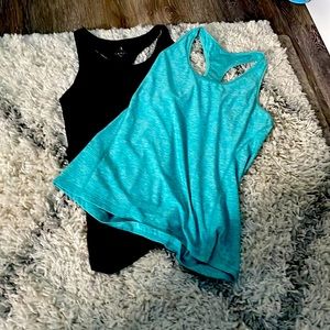Tank top bundle like new